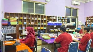 Instalasi Farmasi RS Yukum Medical Centre